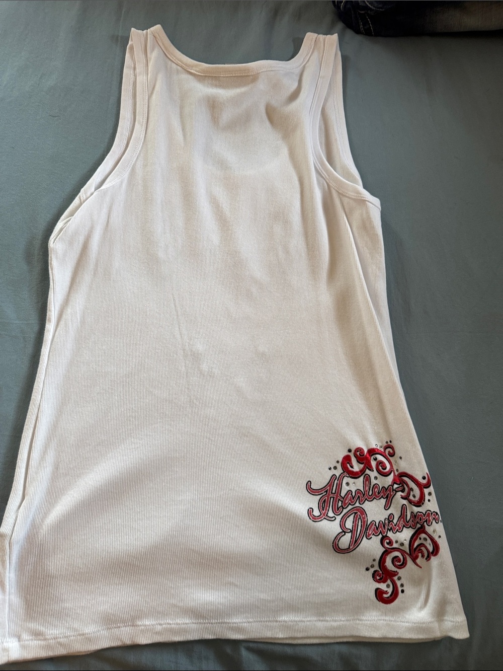 Harley-Davidson White Tank with Red Trim and Pink Graphic - Picture 3 of 5
